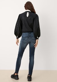 QS Vaqueros pitillo - dark-blue denim