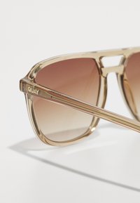 QUAY AUSTRALIA ON THE FLY LARGE - Lunettes de soleil - brown