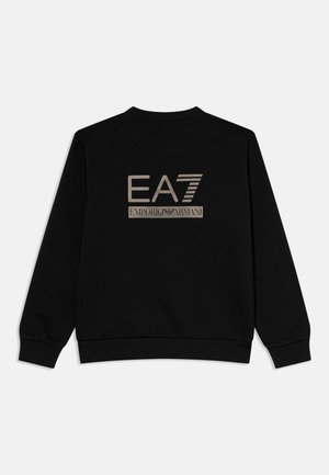 Sort langærmet sweatshirt med metallisk EA7 Emporio Armani-logo centreret på ryggen, enkel design med ribstrikkede manchetter og kant.