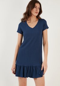 Unselected, indigo