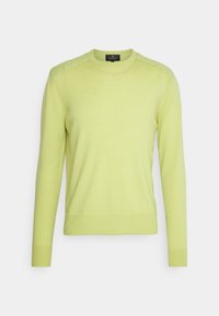 Pull en tricot vert lime avec un col rond, des manches longues et des accents texturés sur les épaules. Matière douce avec un design ajusté.