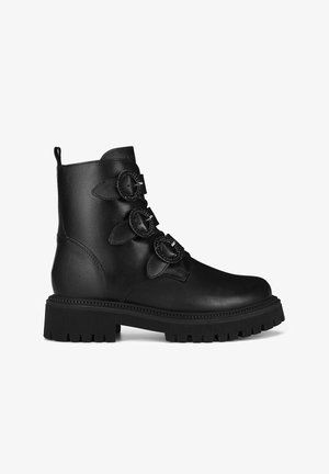 Lasocki Young, LASOCKI YOUNG ANKLE BOOTS GIRL BLACK BETINA CI12-BETINA-02 - Schnürstiefelette - black