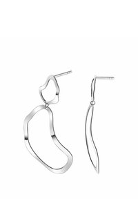 Srebrne kolczyki z abstrakcyjnymi kształtami o różnorodnych krzywiznach i grubościach. Gładka faktura i wypolerowane wykończenie podkreślają ich nowoczesny design.