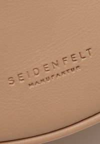 Seidenfelt Borsa a tracolla - nude