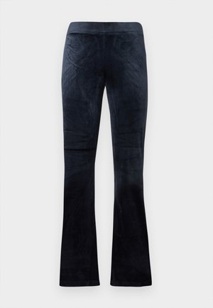 Crne široke hlače od mekog, glatkog materijala s suptilnim sjajem. Imaju visoki pojas i oblikovan, uski kroj.