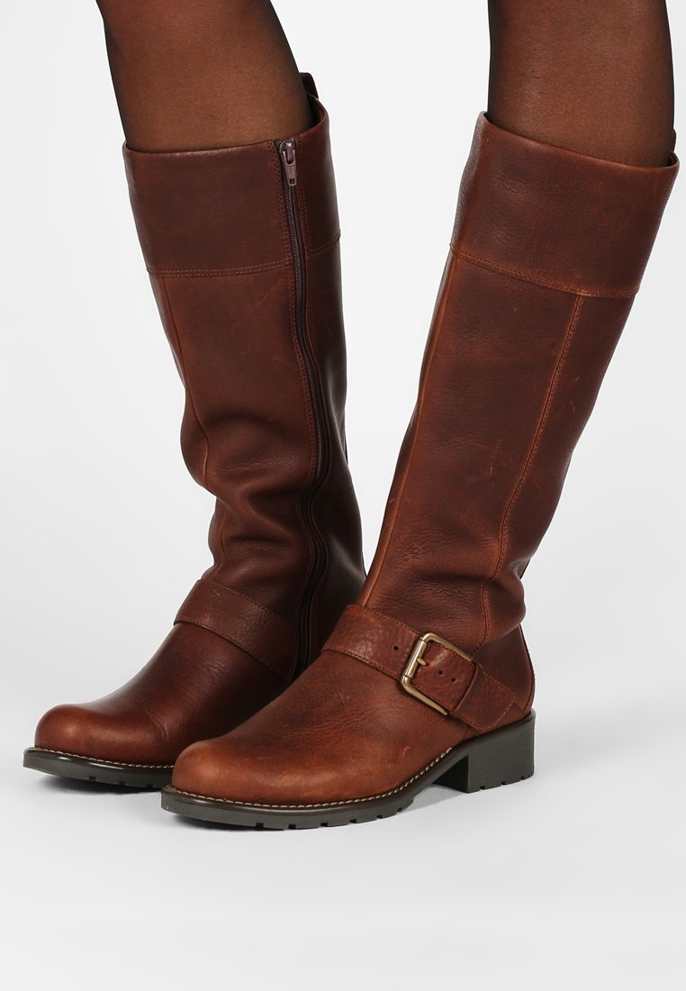 clarks orinoco jazz boots brown