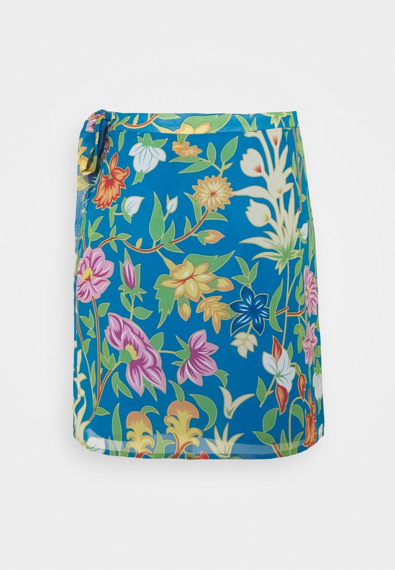 Gonna avvolgente blu con motivo floreale multicolore, caratterizzata da fiori e foglie rosa, gialli, bianchi e verdi.