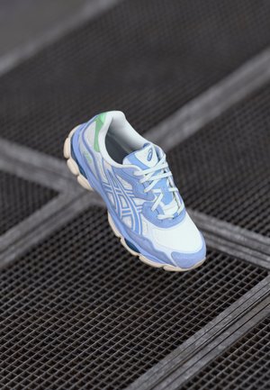 ASICS SportStyle GEL NYC UNISEX - Baskets basses - airy blue/stone wash