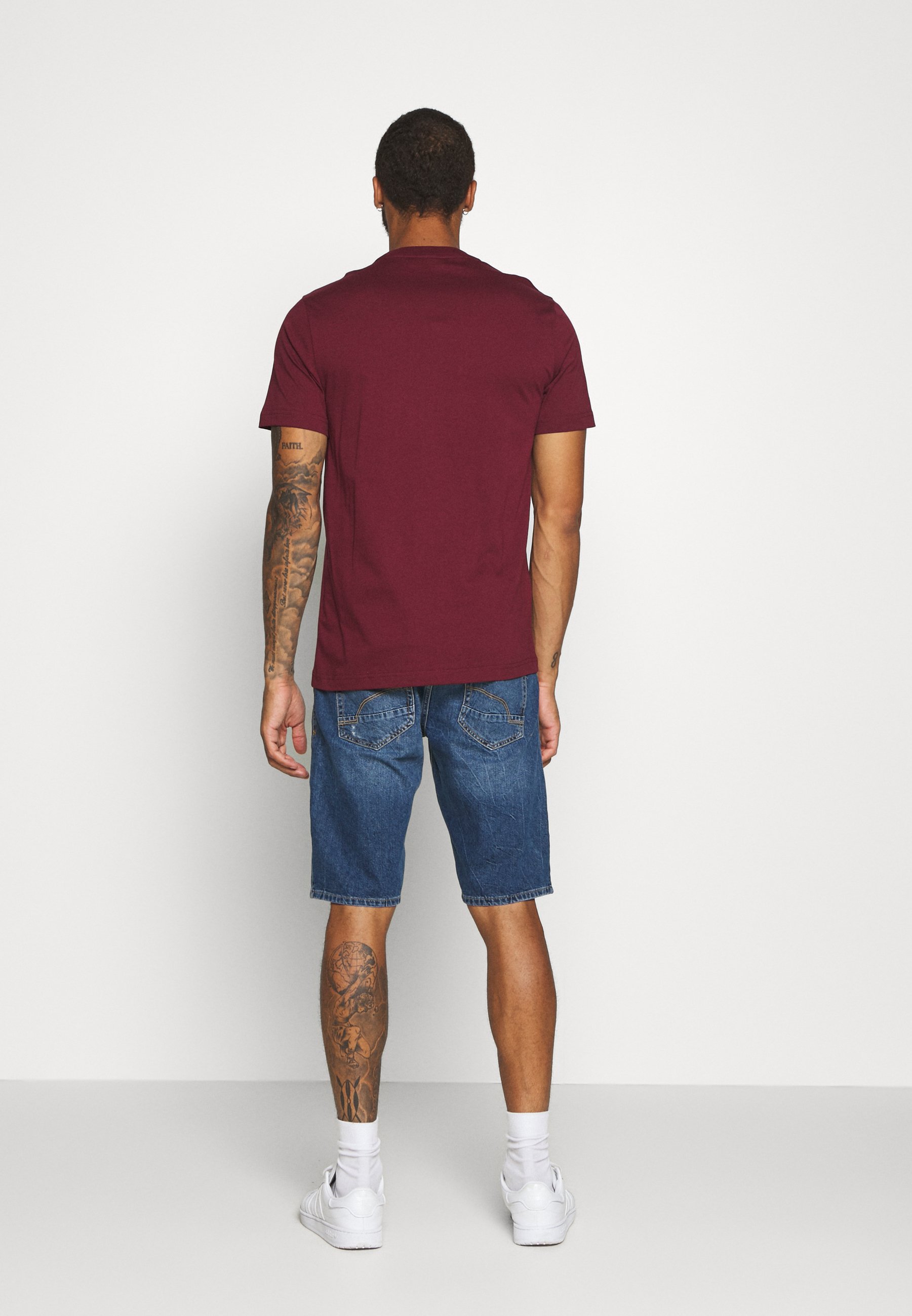 Men FRONT LOGO - Print T-shirt Men FRONT LOGO - Print T-shirt