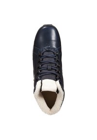 Navy leather hiking boot with synthetic mesh tongue, white fleece collar, black outsole, and black metal hooks for laces.