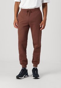 Converse PANTS UNISEX - Tepláky - bear nap