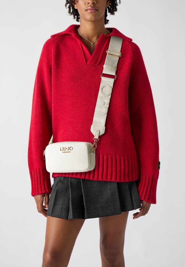 CAMERA CASE - Cross body bag - cream