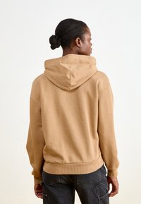 Carhartt WIP HOODED CASEY - Mikina s kapucňou - peanut/silver