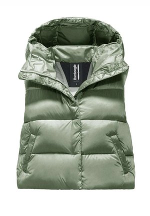 Veste sans manches matelassée vert clair avec col montant, fermeture éclair, poches latérales et étiquette de la marque Bomboogie à l'intérieur du col.