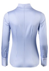 Camicia button-up con colletto alto, caratterizzata da strisce verticali azzurro chiaro e bianche, maniche lunghe e taglio aderente. Materiale in misto cotone.