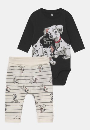 MILO SET UNISEX - Trousers - black