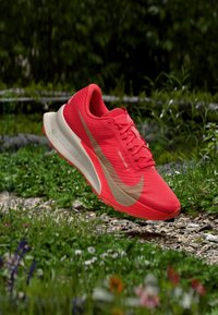 Επιλέχθηκε, light crimson/pure platinum-coloured/summit white