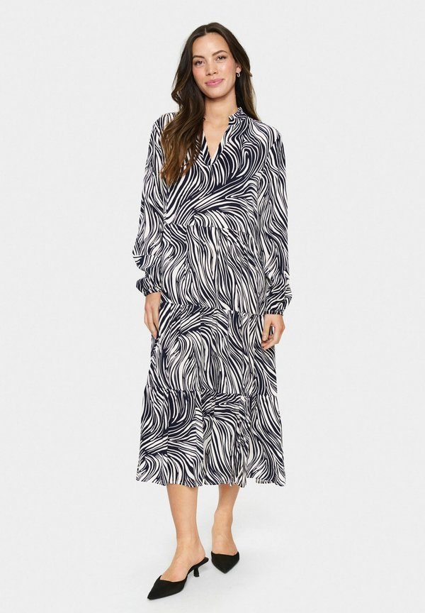 EDA - Freizeitkleid - baritone leaves strokes