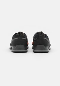 Salewa MS MTN TRAINER 2 GTX - Sapatos de caminhada - autumnal/black