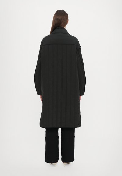 CLOSED QUILTED COAT - Winter coat - black