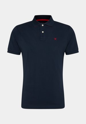 Polo shirt navy con colletto classico, maniche corte, con patta a tre bottoni e un logo ricamato rosso sul petto. Tessuto in cotone morbido.