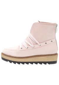 Marcel Ostertag x Tamaris Kotníkové boty na platformě - light pink