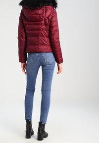 Vero Moda Piumino - dark red