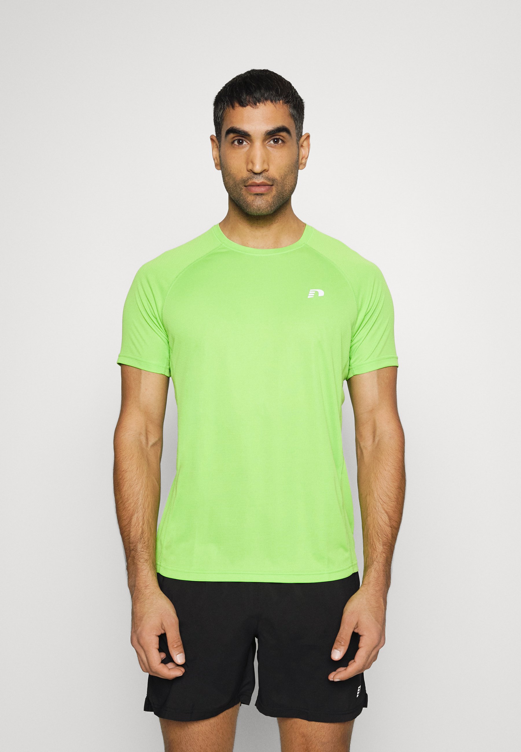 nike miler t shirt green