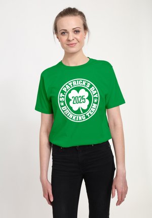 DUKE SONS - T-shirt z nadrukiem