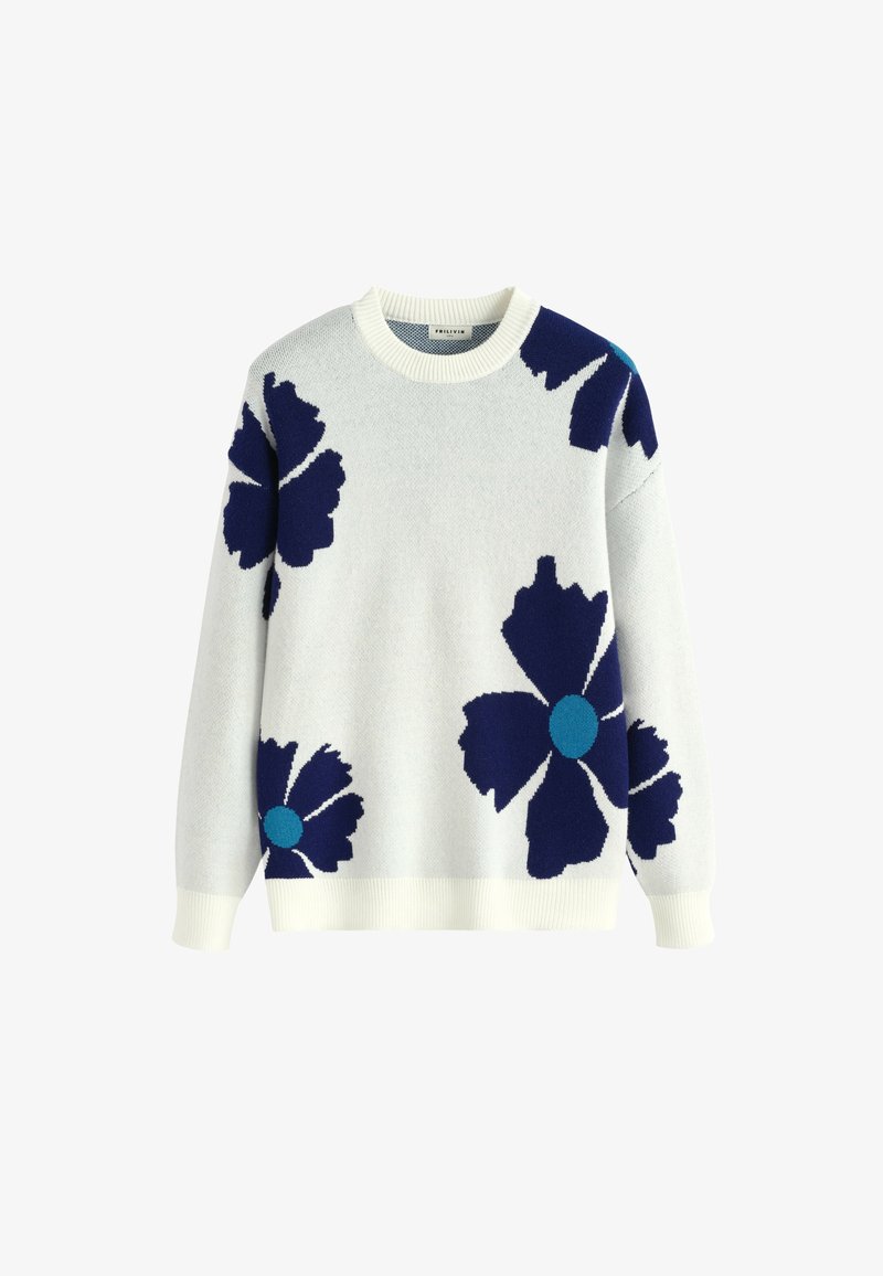 Pull en tricot blanc orné de grandes fleurs bleu marine avec des centres turquoise, col rond et manches longues.