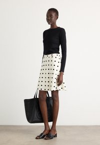 Marc Cain A-lijn rok - white/black