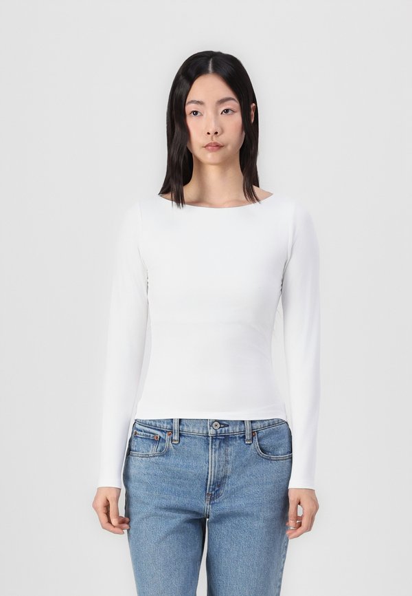 Soft Stretch Seamless Fabric Open-Back Top - Long sleeved top