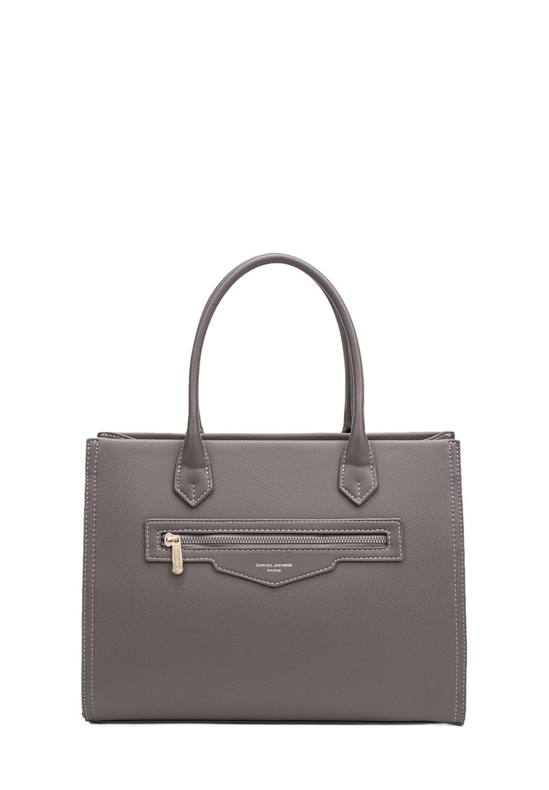 Sac en cuir gris avec deux poignées supérieures, poche zippée à l'avant, couture décorative et accent en métal doré.