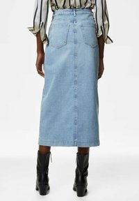 Marks & Spencer MIDI - Denimová sukně - light indigo