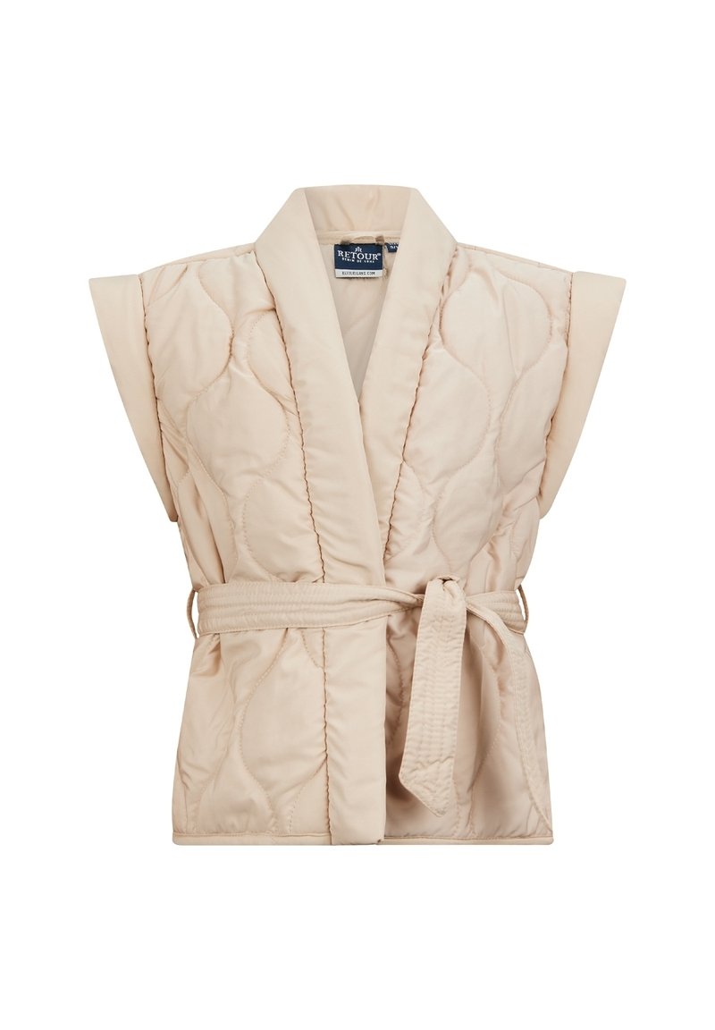 Beige Steppweste mit weiten Ärmeln und tailliertem Gürtel. Sie hat einen Reverskragen und ein strukturiertes Muster auf dem gesamten Material.