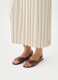 TIA - Sandali - brown