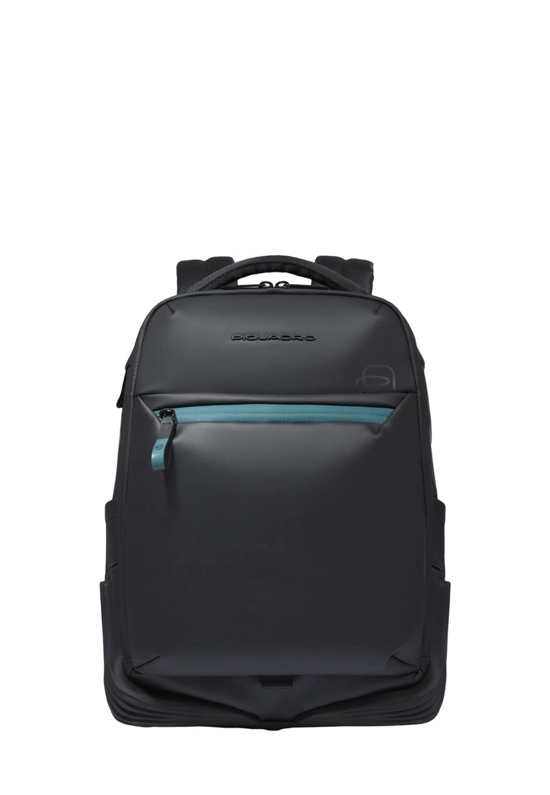 Sac à dos noir en tissu lisse, doté d'une poche avant zippée avec une fermeture éclair turquoise, de bretelles rembourrées et d'une poignée supérieure.