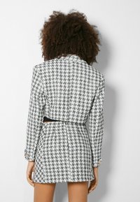 Bershka Áčková sukně - off-white