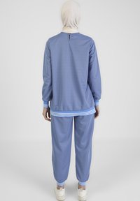 Modanisa SET TAVIN - Chándal - blue