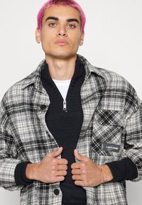 Only & Sons ONSBLADE HALF ZIP - Camisola - dark navy