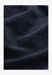 Valitud, rinse blue