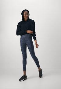 Guess AISLIN - Felpa - jet black