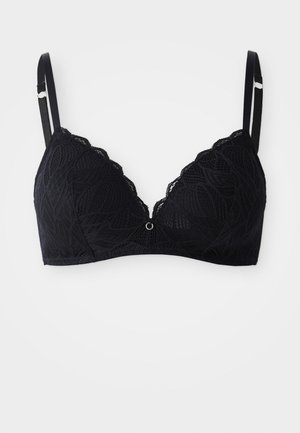 Svart blonde-BH med trekantet fasong, med bølgende kanter, justerbare stropper, og en liten dekorativ ring i midten foran.