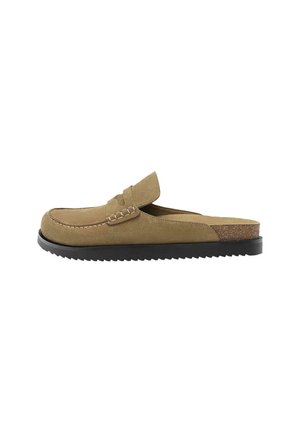 Clogs - sand