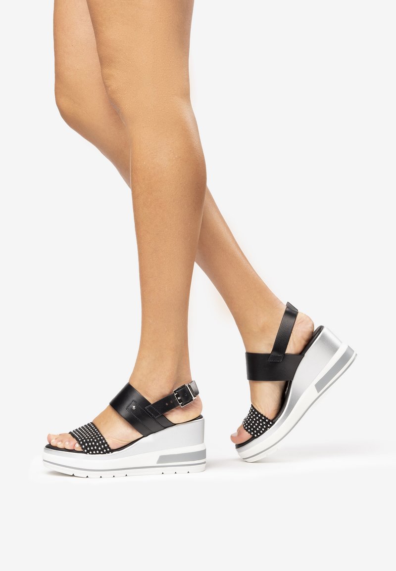 NeroGiardini Keilsandalette - nero
