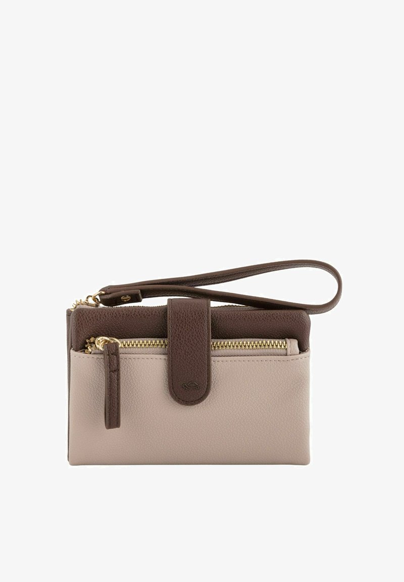 Bolso de cuero con un cuerpo de color beige claro y acentos en marrón oscuro. Presenta un compartimento con cremallera, correa y un cierre a presión. Accesorios en dorado.