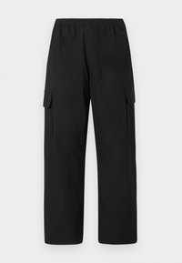 Pantalon cargo noir avec une ceinture élastique, doté de deux poches cargo latérales et d'une coupe ample à jambes droites. Confectionné en matériau léger.