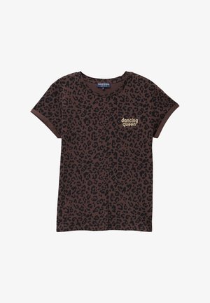 Brown short-sleeve t-shirt with a black leopard print and "dancing queen" text in gold on the left chest area. Soft cotton fabric.