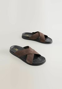 Non sélectionné, dark brown