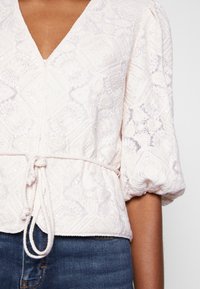 Maje Bluse - off-white